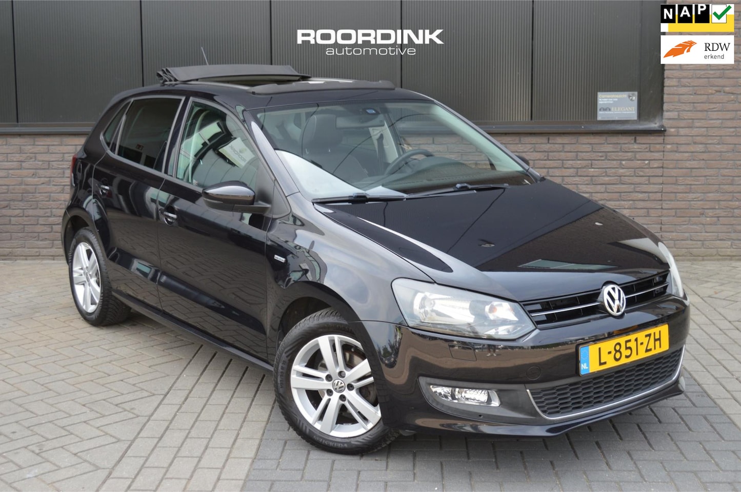 Volkswagen Polo - Open dak|Cruise|Stoelverwarming|Airco - AutoWereld.nl
