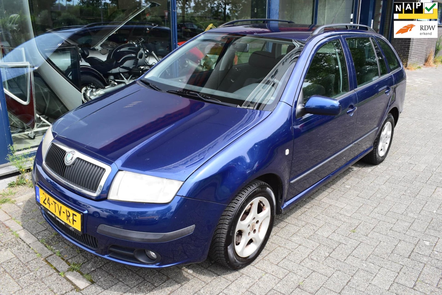 Skoda Fabia Combi - 1.4-16V Spirit+ airco - AutoWereld.nl