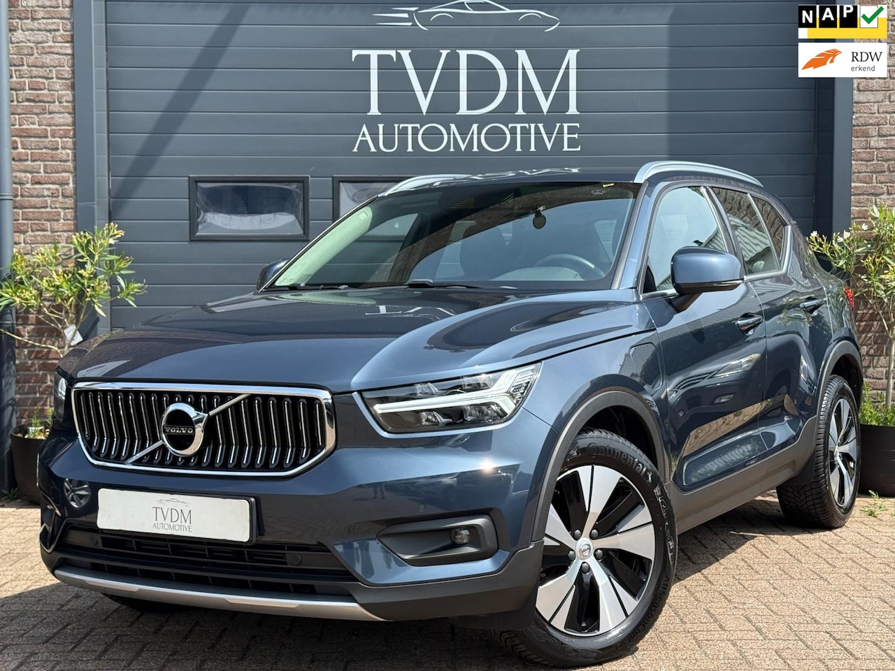 Volvo XC40 - 1.5 T4 Recharge Inscription Expression NAVI|CAMERA| - AutoWereld.nl