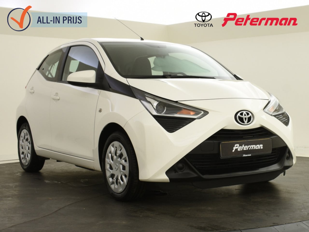 Toyota Aygo - 1.0 VVT-i x-play | Carplay | Camera | Led - AutoWereld.nl