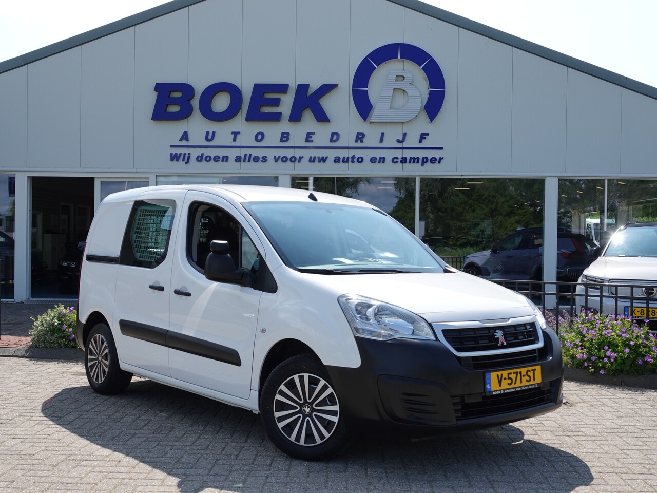 Peugeot Partner - 120 1.6 BlueHDi 100PK L1 Premium NAVI | AIRCO | PDC | CRUISE - AutoWereld.nl