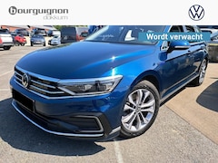 Volkswagen Passat Variant - 1.4 TSI PHEV GTE Business | WORDT VERWACHT | Trekhaak | Elec. klep | Travel assist |