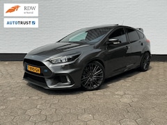 Ford Focus - 2.3 RS SCHUIFDAK l MILLTEK l RECARO l SONY l TOP