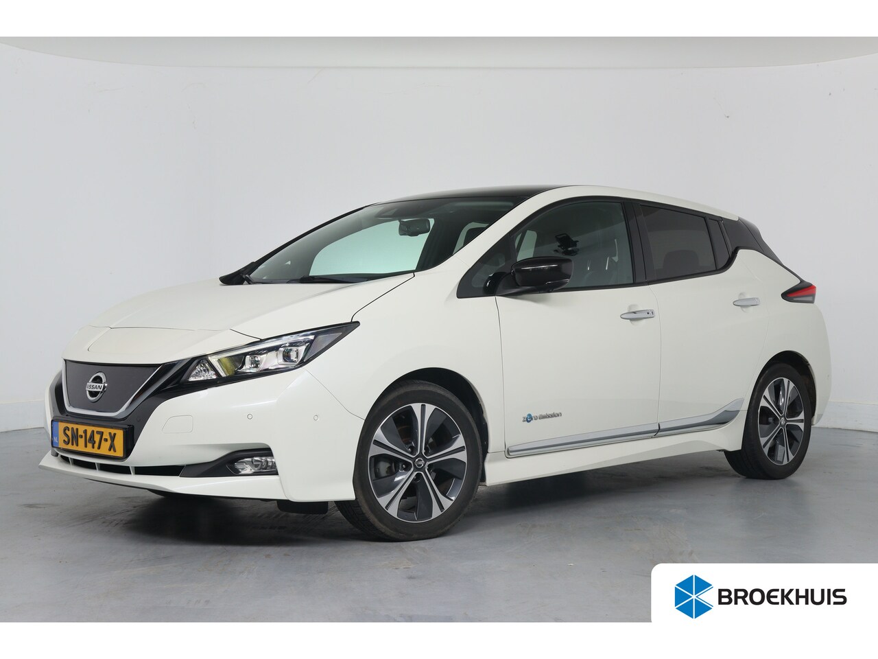 Nissan LEAF - Tekna 40 kWh | Dealer Onderhouden! | Navi | Clima | 360 Camera | BOSE | Cruise Adaptive | - AutoWereld.nl