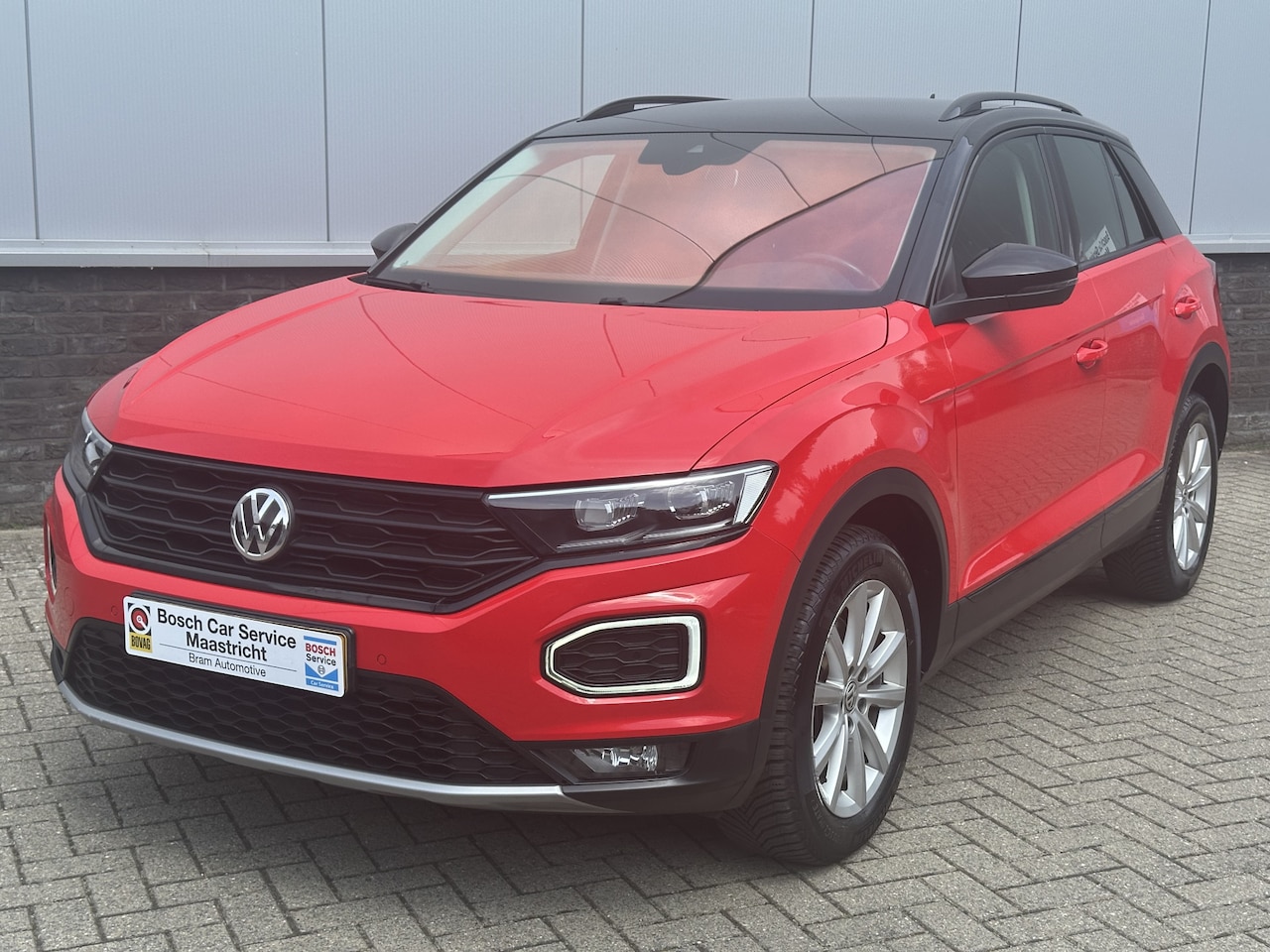 Volkswagen T-Roc - 1.5 TSI Style | Carplay | Adaptive CC | Sport | - AutoWereld.nl