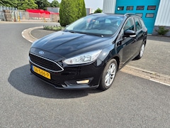 Ford Focus Wagon - 1.0 Lease Edition Clima Nap Apk 05-26