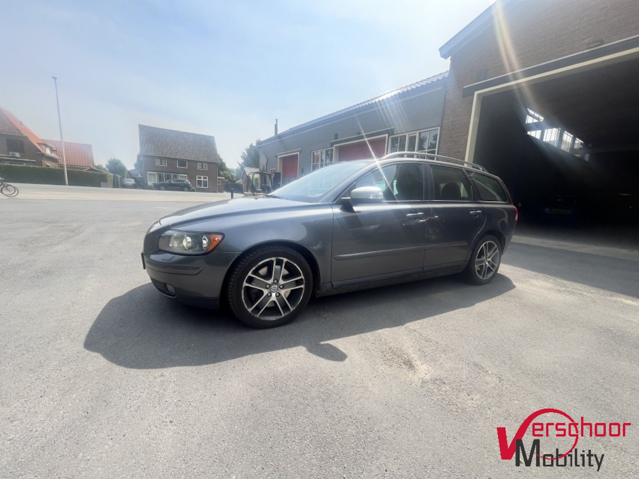 Volvo V50 - 2.4 D5 Momentum 2.4 D5 Momentum - AutoWereld.nl