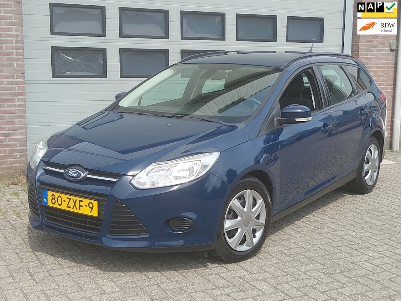 Ford Focus Wagon - 1.6 TDCI ECOnetic Lease Trend 2013 Airco - AutoWereld.nl