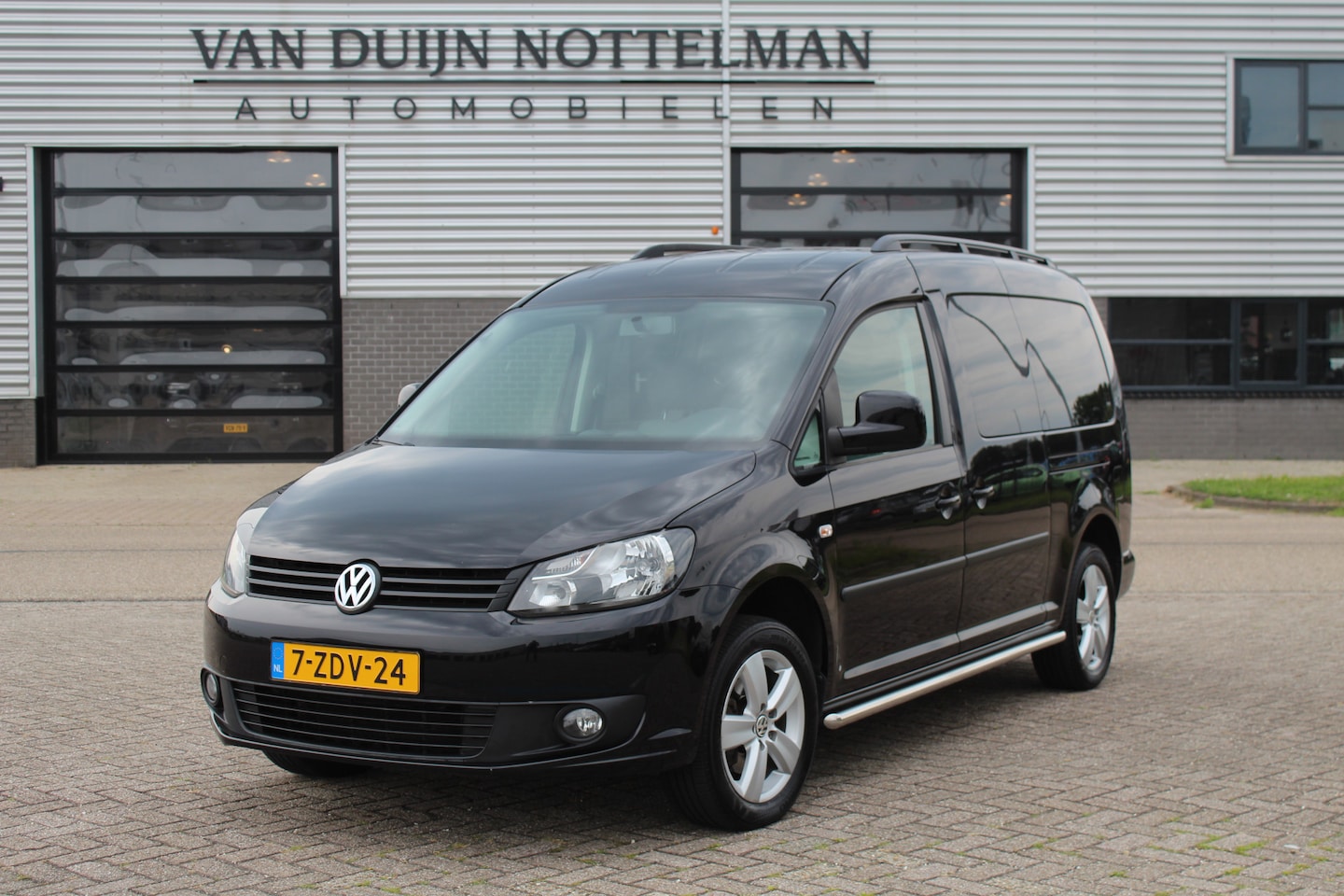 Volkswagen Caddy Maxi - 1.2 TSI / Airco / Camera / 7 persoons - AutoWereld.nl
