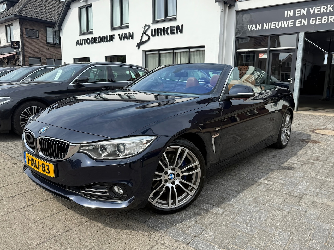 BMW 4-serie Cabrio - 420i High Executive 420i High Executive,Stoelverwarming,Navigatie,Trekhaak,Climate control - AutoWereld.nl