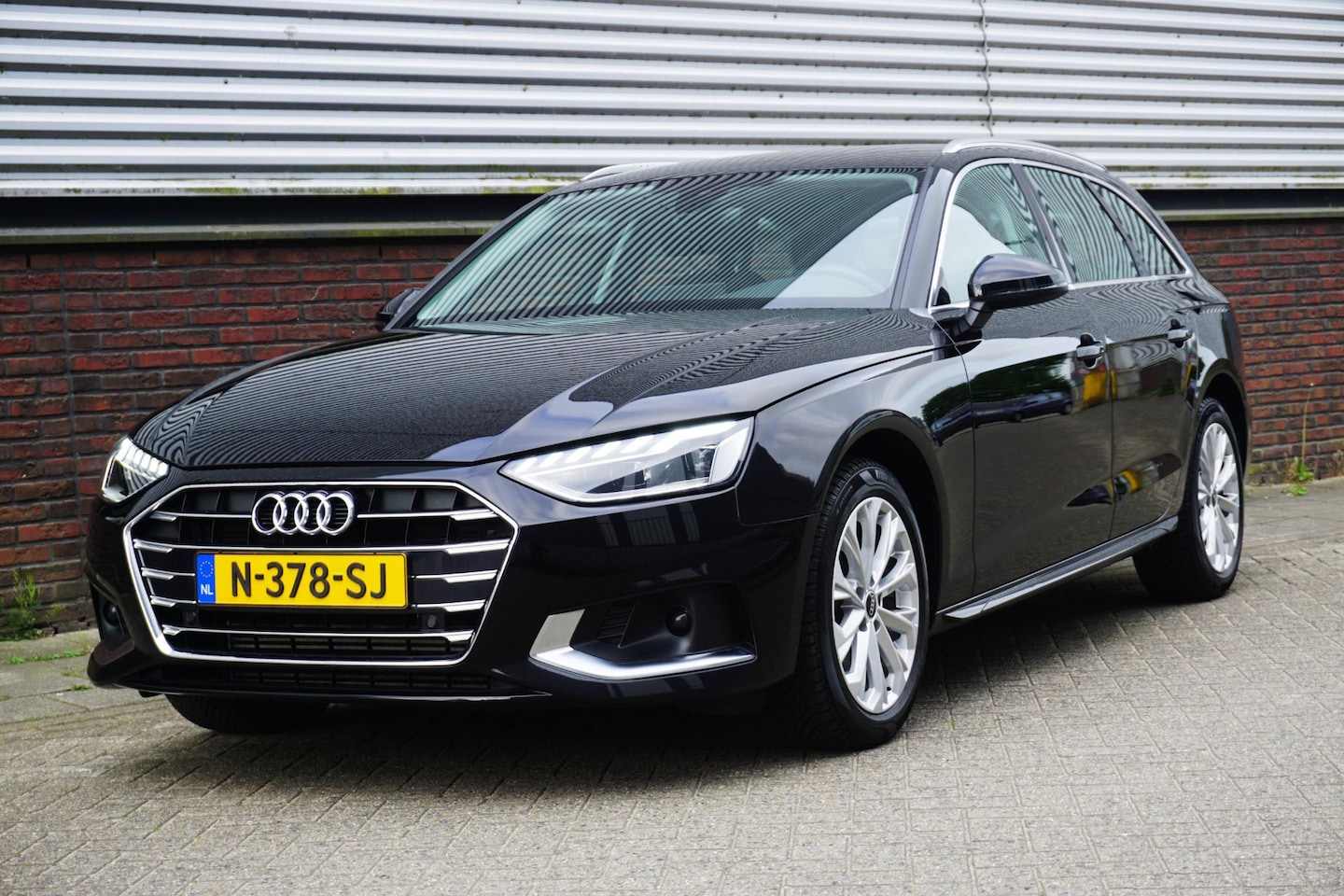 Audi A4 Avant - 35 TFSI 150PK S-Tronic/Virtual Cockpit/Sportstoel /Dealeronderhouden - AutoWereld.nl