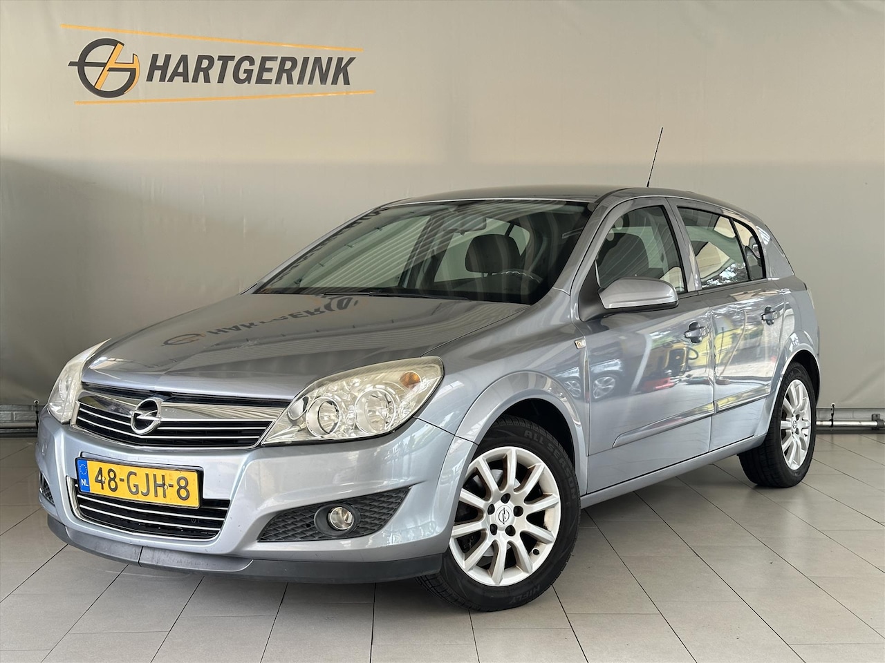 Opel Astra - 1.6 16V 5D Temptation* Airco / Camera / Cruise / LMV / PDC / Trekhaak - AutoWereld.nl