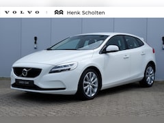 Volvo V40 - 1.5 T3 Dynamic Edition | Stoelverwarming | Lederen bekleding | Parkeercamera achter | Auto