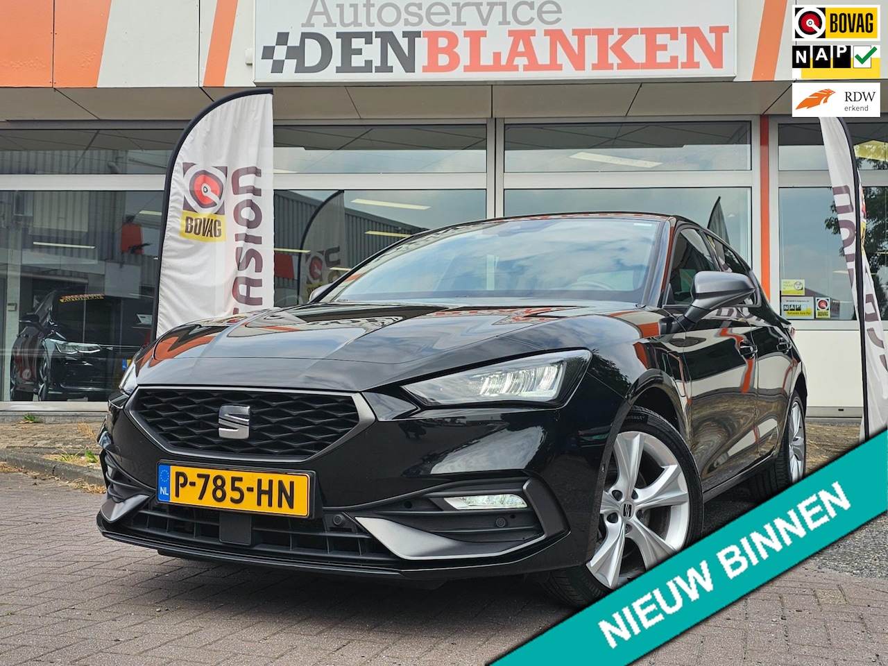 SEAT Leon - 1.4 TSI eHybrid PHEV FR Business Intense BJ.2021 / Navi / Camera / Keyless / Digd Dashb. / - AutoWereld.nl