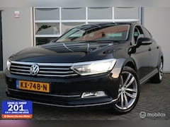 Volkswagen Passat - 1.4 TSI ACT Highline PANORAMADAK/LEDER/NAP