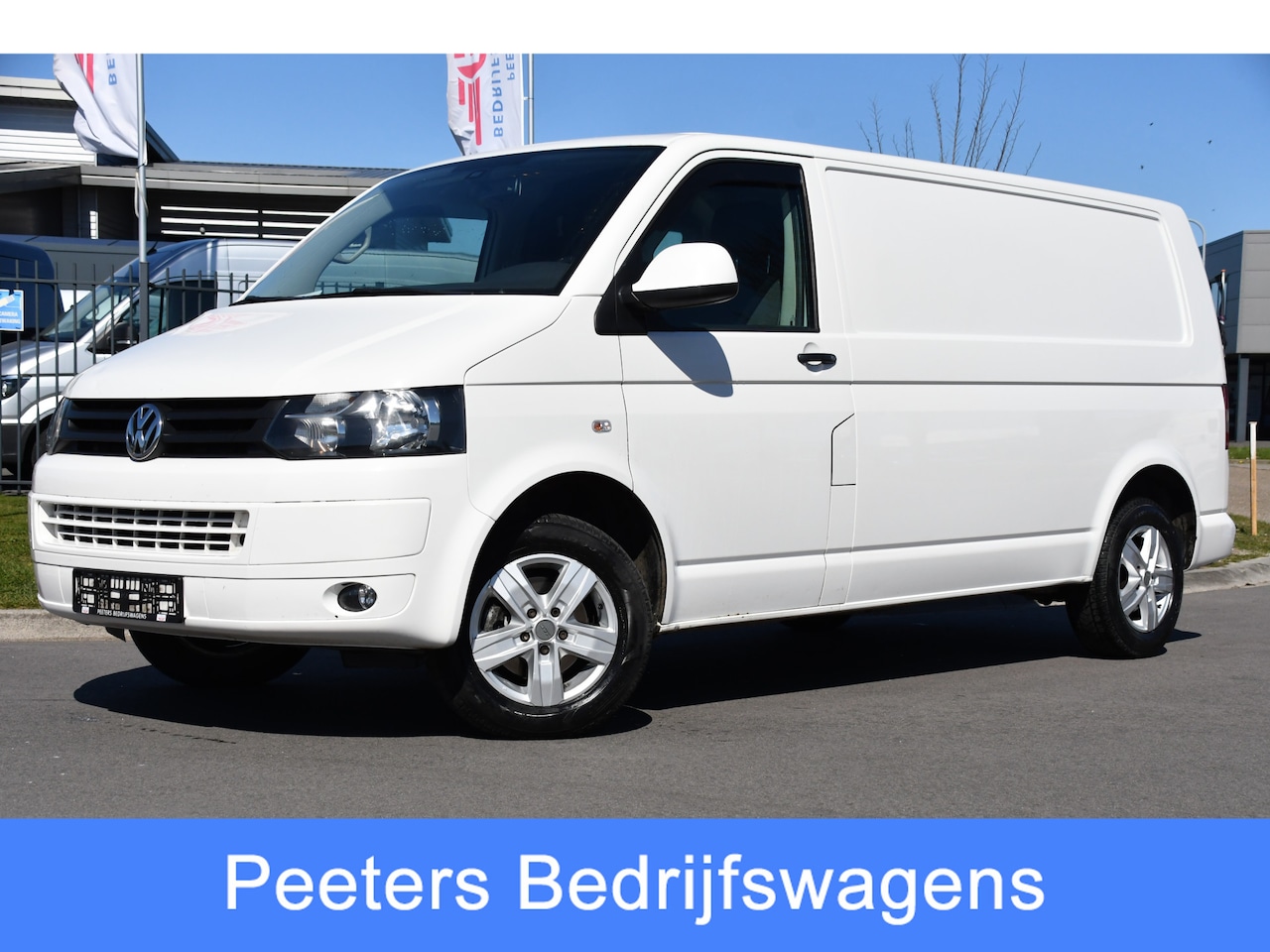 Volkswagen Transporter - 2.0 TDI L2H1 Edition Cruise, Airco, Automaat, Sensoren, 140PK, UNIEK! - AutoWereld.nl