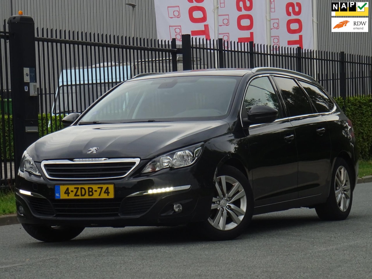 Peugeot 308 SW - 1.2 e-THP Blue Lease NAP/PANORAMA/NAV/LED/PDC - AutoWereld.nl
