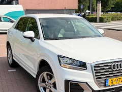 Audi Q2 - 30 TFSI Sport Virtuele/Leren Bekleding
