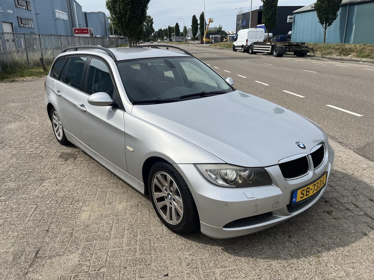 BMW 3-serie Touring - 320i 320i - AutoWereld.nl