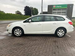 Opel Astra Sports Tourer - 1.4 Edition Airco
