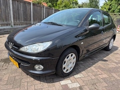 Peugeot 206 - 1.4 Air-line 3
