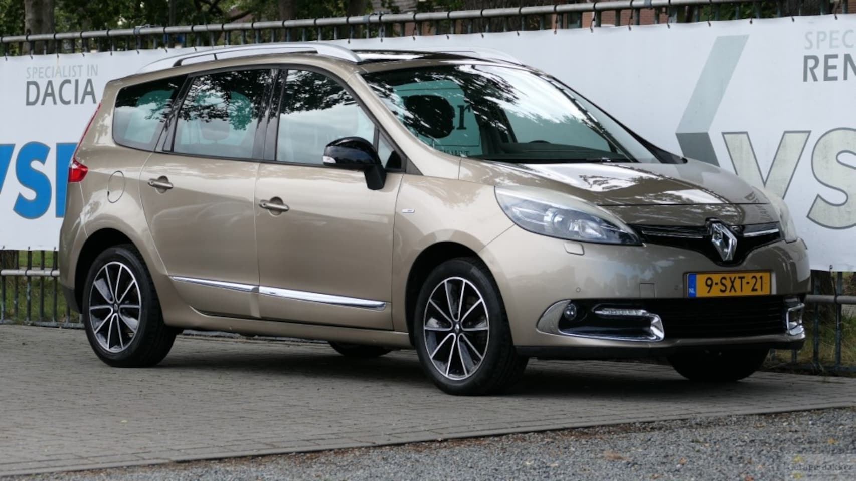 Renault Grand Scénic - TCe 115 Bose 5pers. - AutoWereld.nl