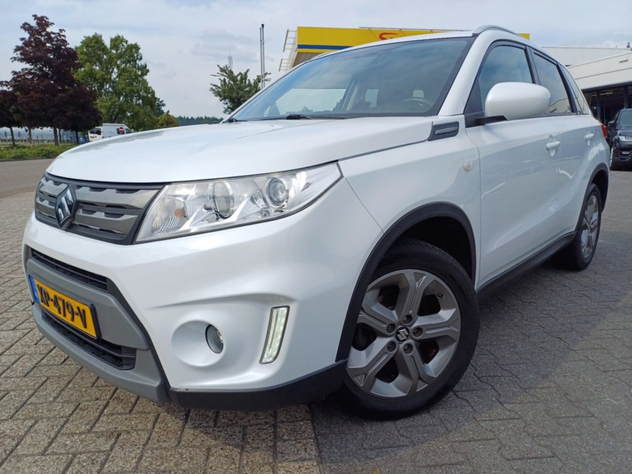 Suzuki Vitara - 1.6 EXCLUSIVE AUTOMAAT TREKHAAK CAMERA - AutoWereld.nl
