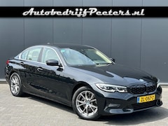 BMW 3-serie - 320i Sport Line 1e eigenaar Leder Navi LED Sportstoel e.Trekhaak