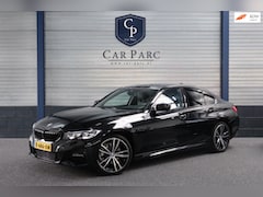 BMW 3-serie - 320i xDrive M-Sport LED/VIRTUAL/SFEER/HALF LEDER+S.VERWAMRING/19" LMV/PDC/CRUISE/ECC/12 MN