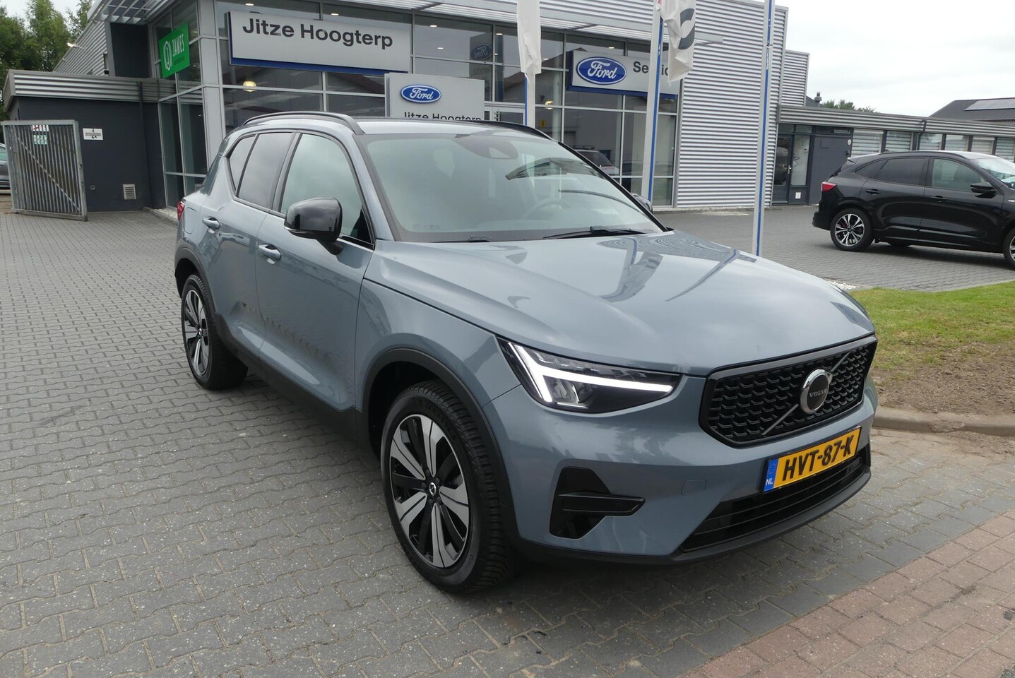 Volvo XC40 - 1.5 T4 Recharge R-Design FACELIFT! ADAPTIEVE CRUISE, MEMORY SEAT, HARMAN/KARDON, STOELVERW - AutoWereld.nl