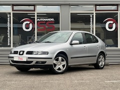 SEAT Leon - 1.6-16V Signo AIRCO TREKHAAK APK 2026
