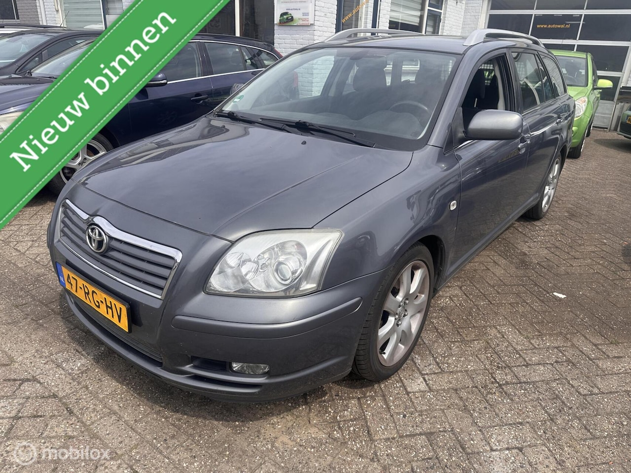 Toyota Avensis Wagon - 2.0 VVTi Linea Luna 2.0 VVTi Linea Luna - AutoWereld.nl