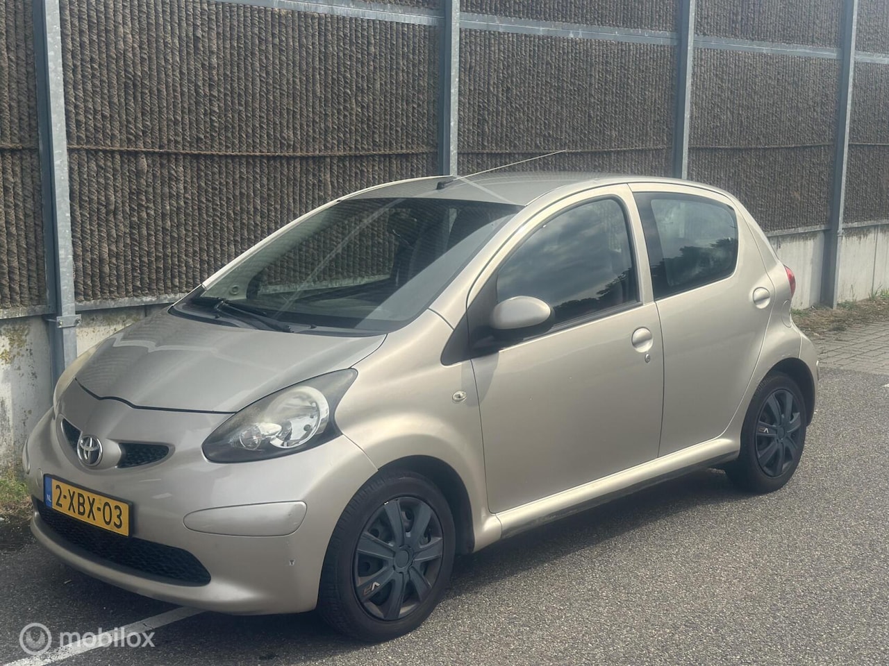 Toyota Aygo - 1.0-12V + AIRCO/5DEURS - AutoWereld.nl