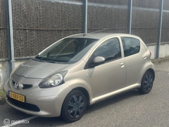 Toyota Aygo - 1.0-12V + AIRCO/5DEURS