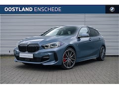 BMW 1-serie - 118i High Executive M Sport Automaat / Panoramadak / M sportstoelen / Adaptieve LED / Acti