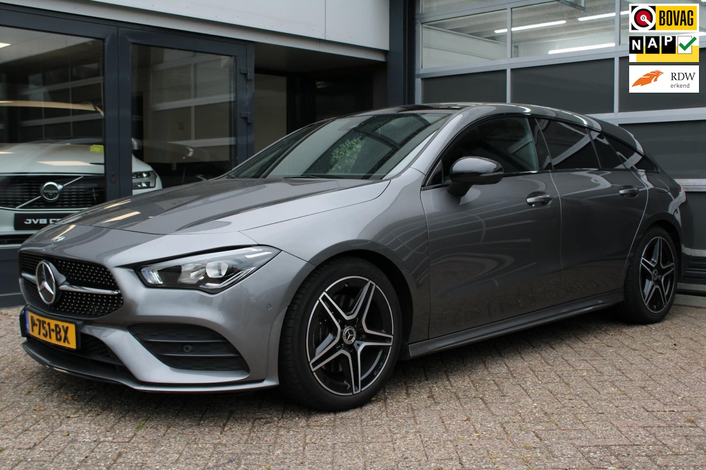 Mercedes-Benz CLA-klasse Shooting Brake - 200 Business Solution AMG 200 Business Solution AMG - AutoWereld.nl