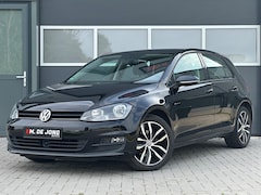 Volkswagen Golf - 1.4 TSI Highline Massage Adaptive 1e Eig