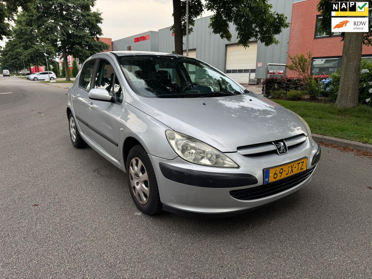 Peugeot 307 - 1.6-16V XS airco 5 drs - AutoWereld.nl