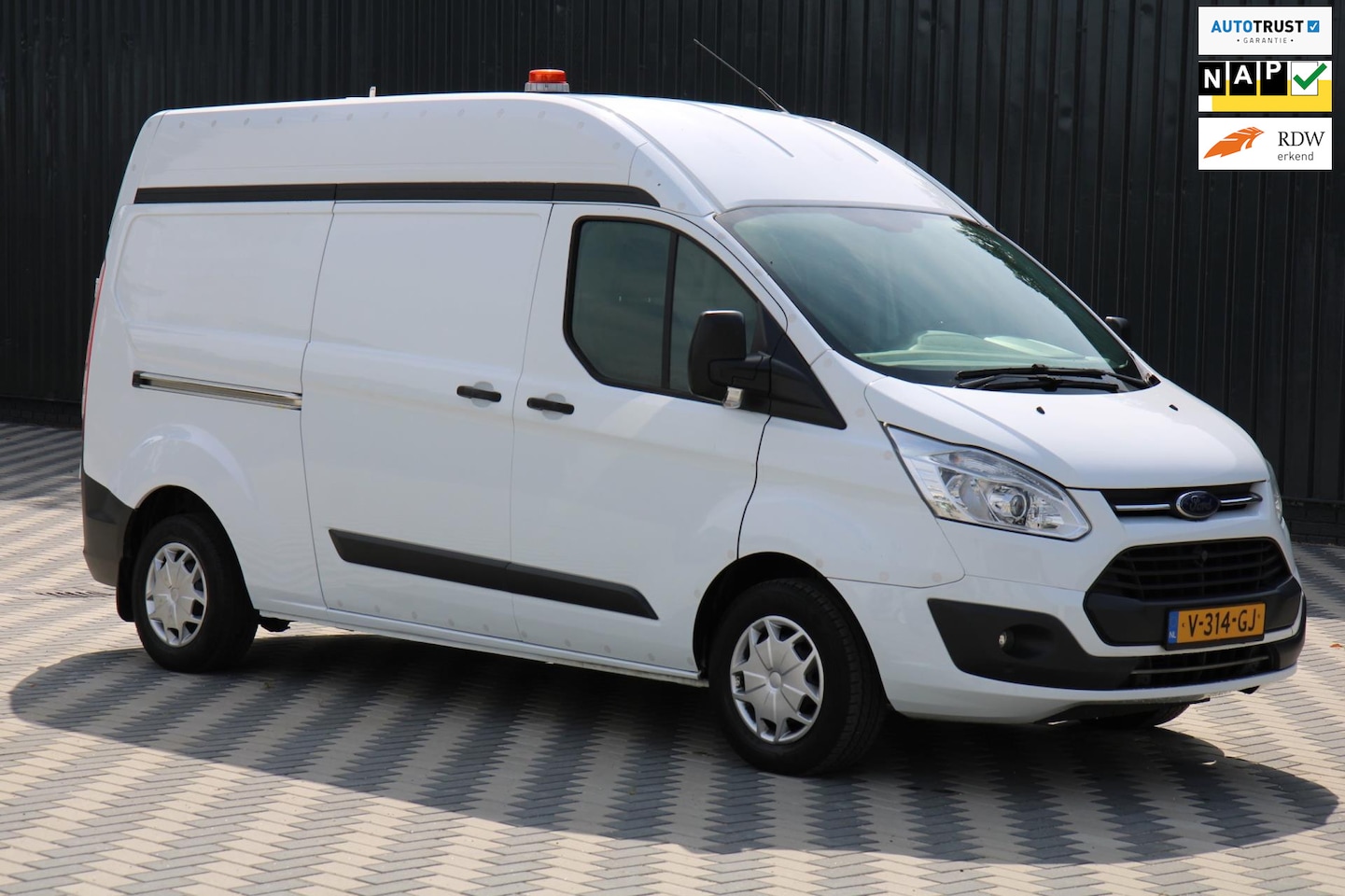 Ford Transit Custom - 310 2.0 TDCI L2H2 Werkplaatsinrichting - AutoWereld.nl
