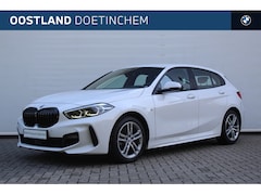 BMW 1-serie - 118i M Sport Automaat / M 50 Jahre uitvoering / Sportstoelen / LED / M Sportonderstel / Li