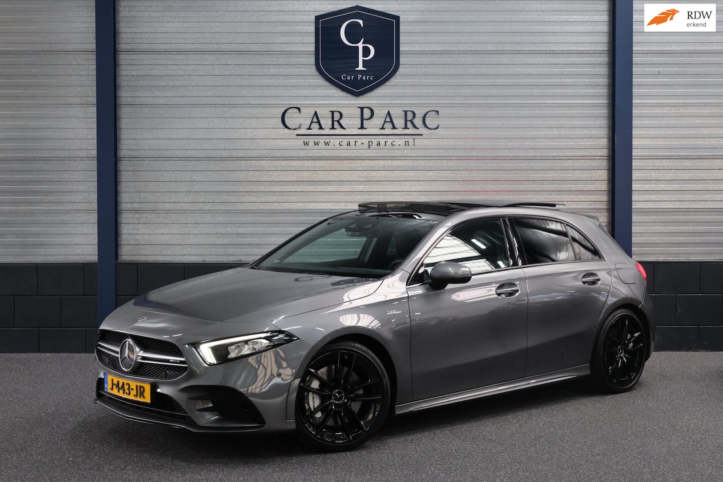 Mercedes-Benz A-klasse - AMG 35 4MATIC 306+PK LED/SFEER/VIRTUAL/PANO/HALF LEER+ALCANTARA+S.VERWARMING/CAM/ACC/ECC/1 - AutoWereld.nl
