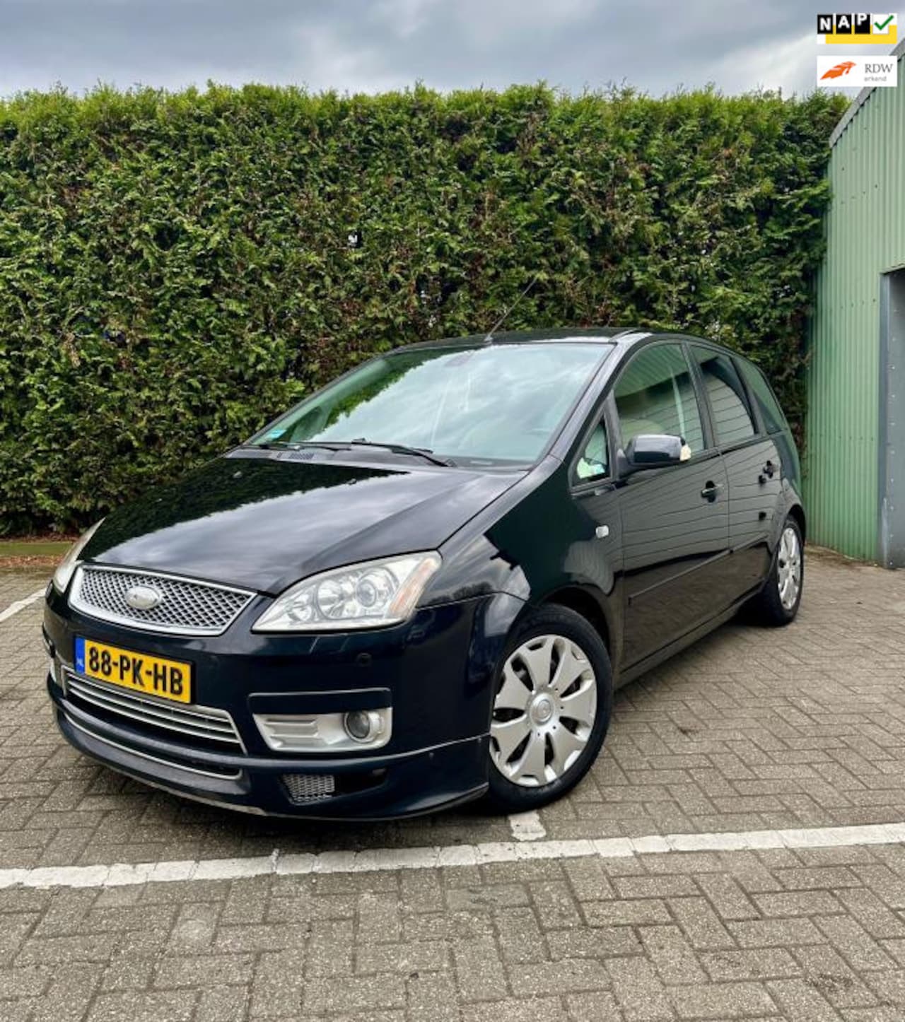 Ford Focus C-Max - 2.0-16V Ghia - APK + Gr beurt + Koppeling Nieuw - AutoWereld.nl