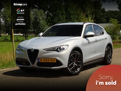 Alfa Romeo Stelvio - 2.2 B-Tech Veloce St. | 20inch | 230PK | Ti-Dif. | 20 inch | Ad.Cruise | Lane | Squadra