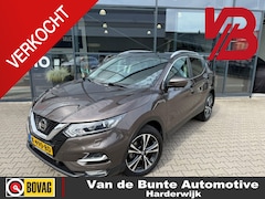 Nissan Qashqai - 1.3 DIG-T N-Connecta *Trekhaak & Stoelverwarming