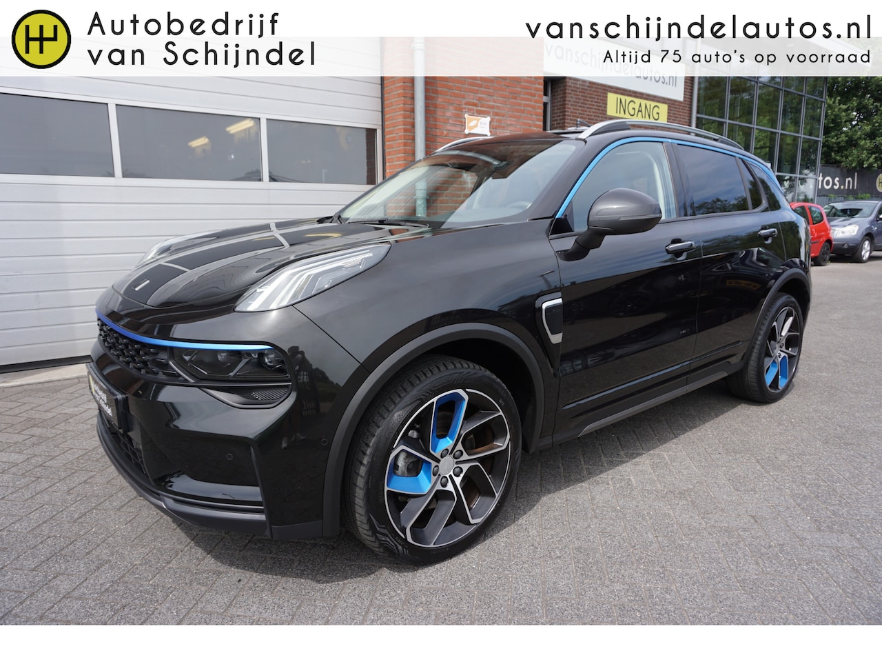 Lynk & Co 01 - 1.5 PLUGIN HYBRID - DEC. '22 - 360 CAMERA - ALL SEASONS - DEALER ONDERHOUDEN - ZEER NETTE - AutoWereld.nl