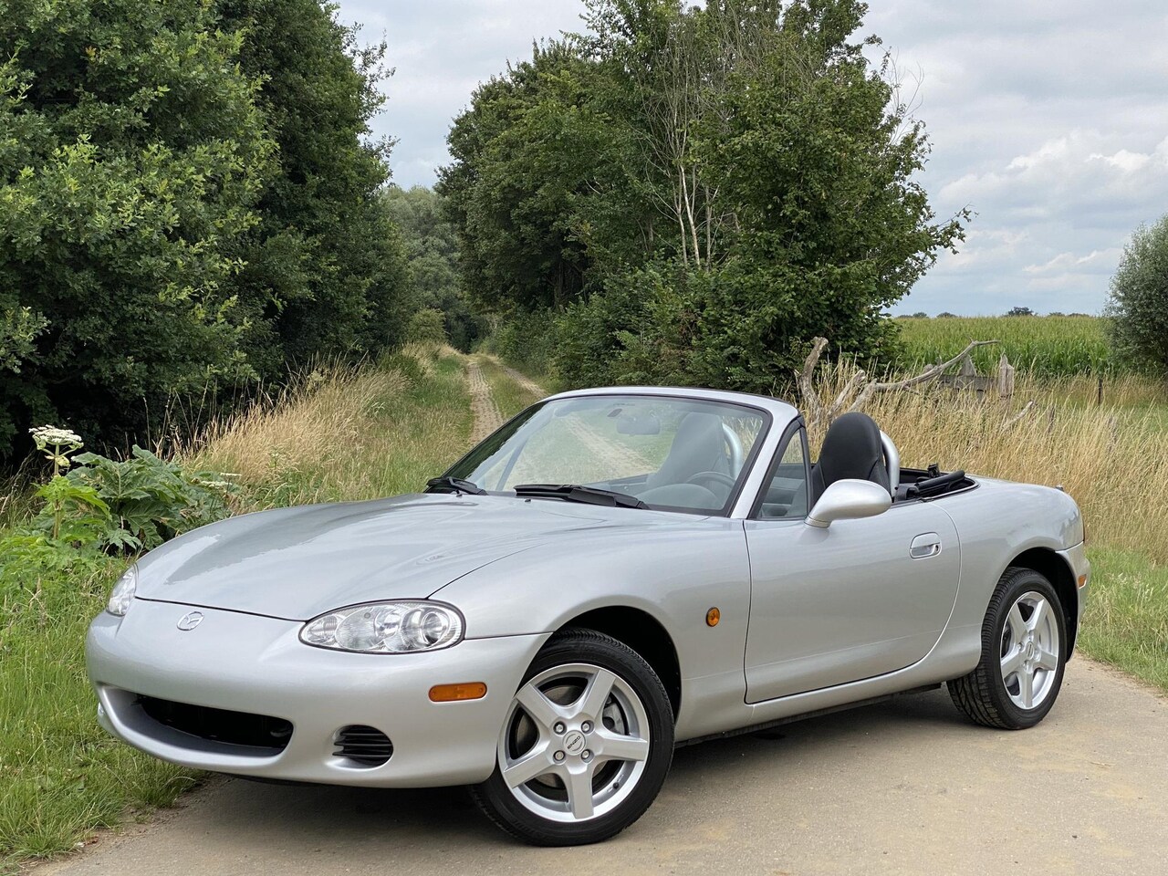 Mazda MX-5 - NBFL 1.6 110 PK UNPLUGGED 17.000KM NAP - AutoWereld.nl