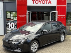 Toyota Corolla Touring Sports - Hybrid 140 Dynamic ACHTERUITRIJCAMERA BLUETOOTH CLIMA CONTROL STOEL/STUURVERWARM NAVIGATIE