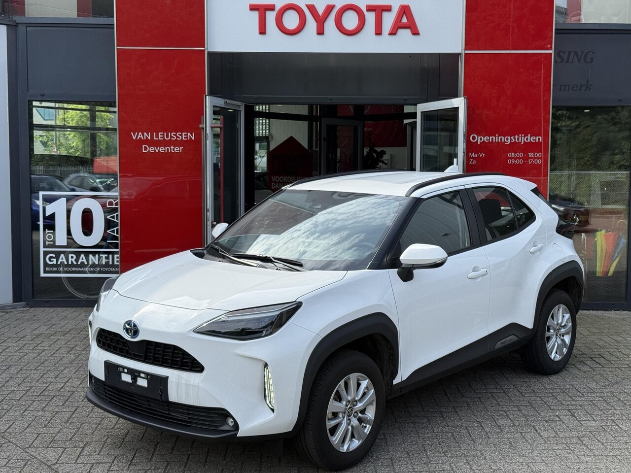 Toyota Yaris Cross - 1.5 Hybrid 115 Dynamic ACHTERUITRIJCAMERA BLUETOOTH CLIMA CONTROL STOEL/STUURVERWARM NAVIG - AutoWereld.nl