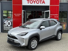 Toyota Yaris Cross - 1.5 Hybrid 115 Dynamic ACHTERUITRIJCAMERA BLUETOOTH CLIMA CONTROL STOEL/STUURVERWARM NAVIG