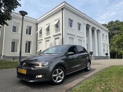Volkswagen Polo - 1.4-16V Highline, 5 DRS, CARPLAY, CAMERA